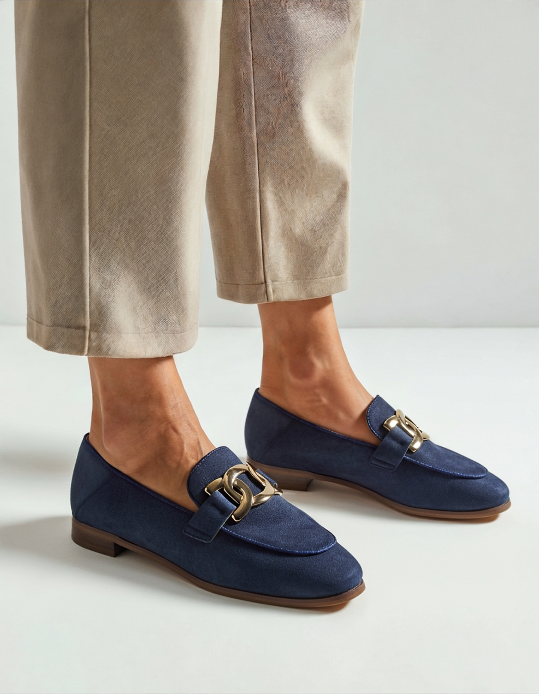 The Toronto Label™ | Duchess Loafers Suede